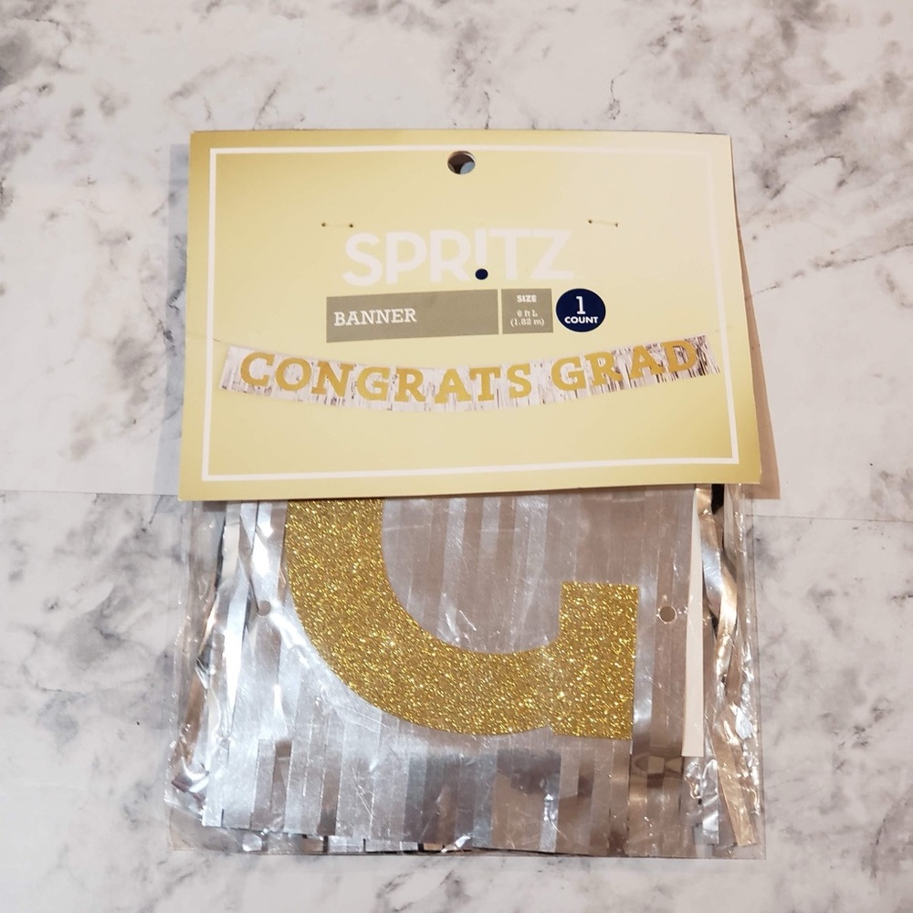 Spritz Gold and Silver Congrats Grad Banner